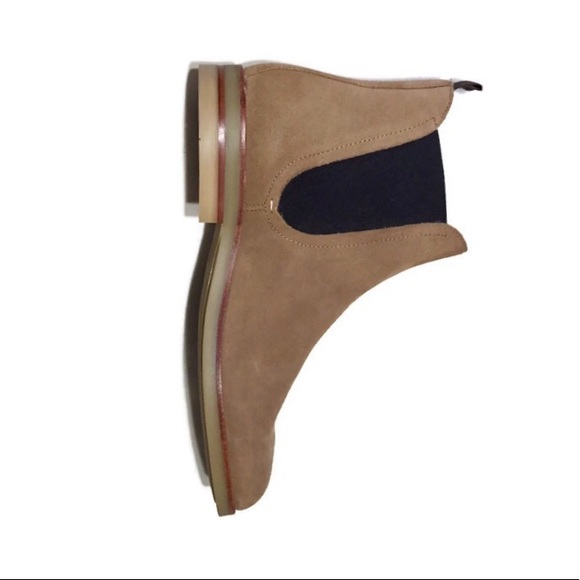 Chelsea Boot - Picture 2 of 5